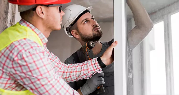 Vertical Crank Out Windows Repair in Sarasota Springs, FL